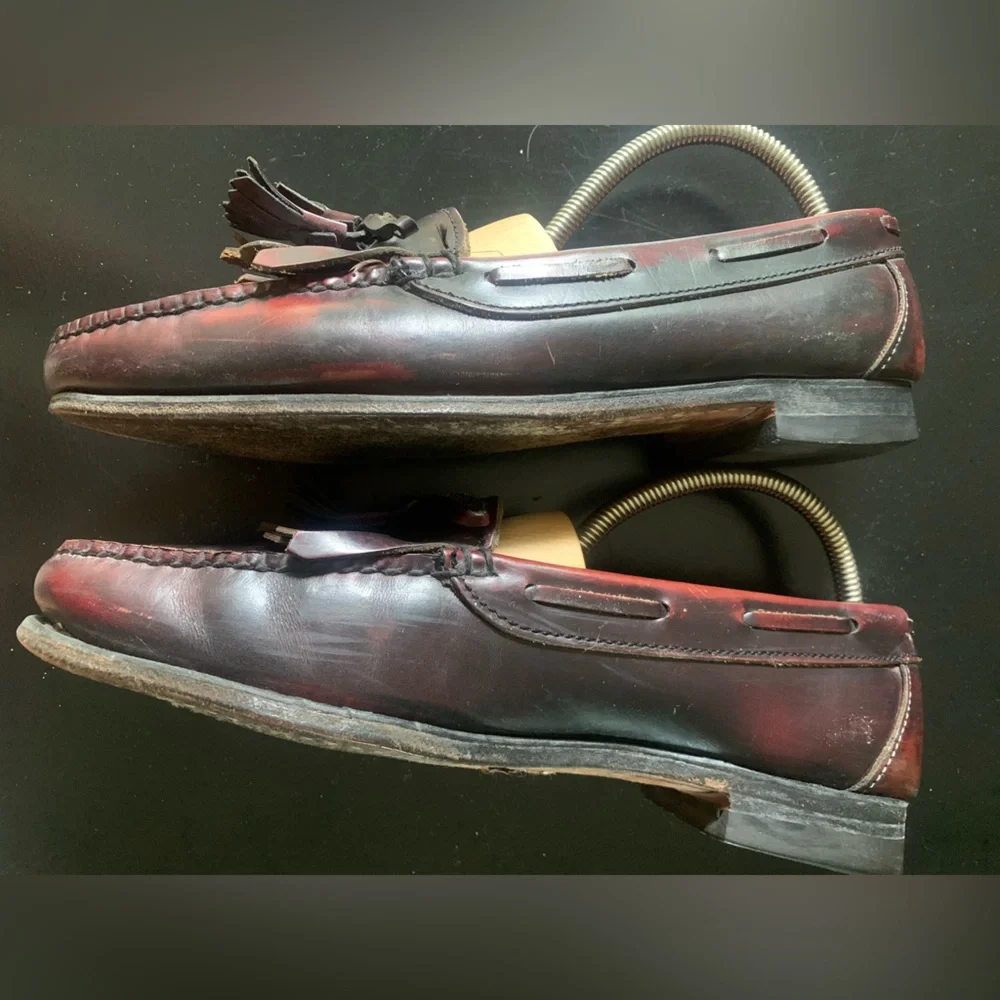 Cole Haan Loafers Size 9D Burgundy Pinch Tassel Preppy Dress Shoes Business